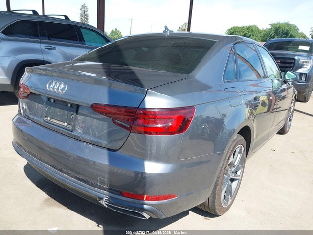 WAUGMAF44KN020659 Audi A4 40 Premium/40 Titanium Premium