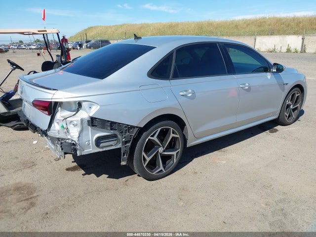 1VWMA7A31LC016921 Volkswagen Passat 2.0t R-line