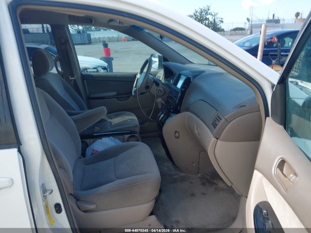 2005 TOYOTA SIENNA 5TDZA23C85S372972 Photo 4