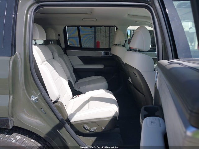 2025 Hyundai Santa Fe Calligraphy მანქანა იყიდება აუქციონზე, vin: 5NMP5DGL4SH103366, აუქციონის ნომერი: 44870347