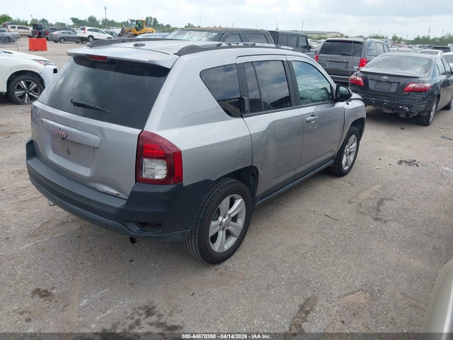 2016 JEEP COMPASS 1C4NJCBA7GD715595 Photo 3