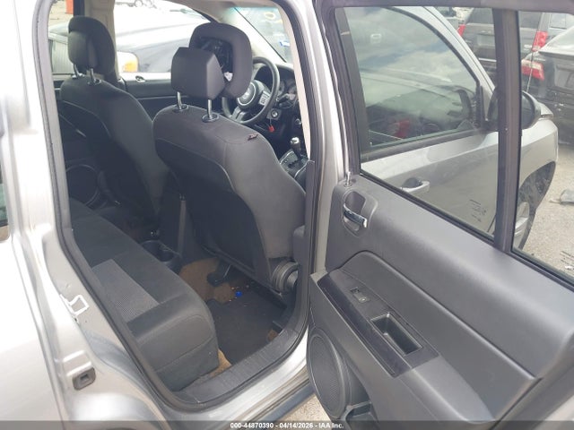 2016 JEEP COMPASS 1C4NJCBA7GD715595 Photo 7
