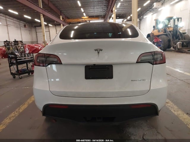 Продажа на аукционе авто 2023 Tesla Model Y, vin: 7SAYGDEE5PF788671, номер лота: 44870393