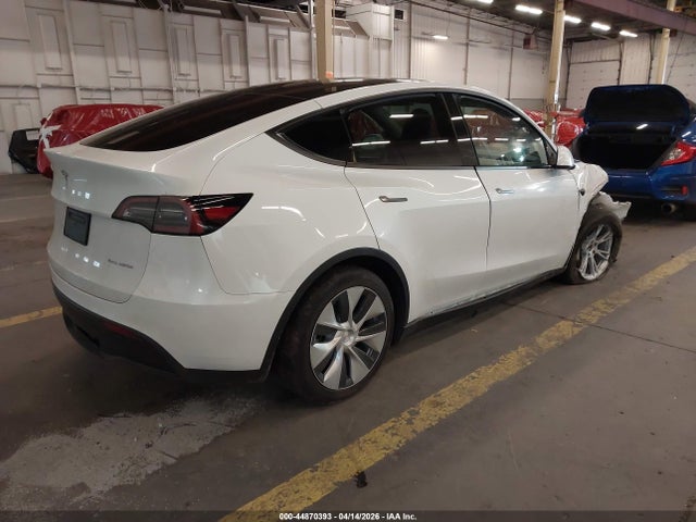 Продажа на аукционе авто 2023 Tesla Model Y, vin: 7SAYGDEE5PF788671, номер лота: 44870393