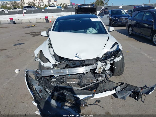 Продажа на аукционе авто 2022 Tesla Model 3 Long Range Dual Motor All-wheel Drive, vin: 5YJ3E1EB6NF323749, номер лота: 44870395