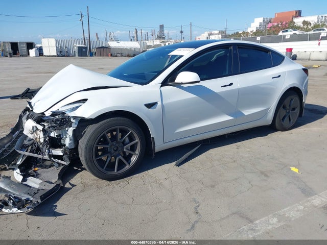 Продажа на аукционе авто 2022 Tesla Model 3 Long Range Dual Motor All-wheel Drive, vin: 5YJ3E1EB6NF323749, номер лота: 44870395