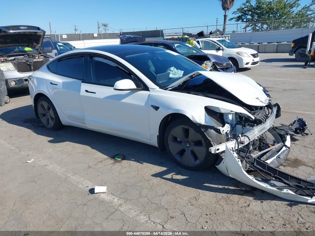 Продажа на аукционе авто 2022 Tesla Model 3 Long Range Dual Motor All-wheel Drive, vin: 5YJ3E1EB6NF323749, номер лота: 44870395