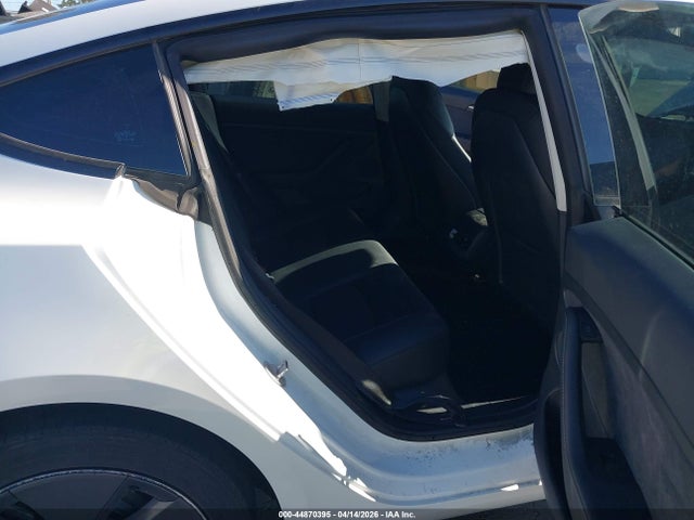 Продажа на аукционе авто 2022 Tesla Model 3 Long Range Dual Motor All-wheel Drive, vin: 5YJ3E1EB6NF323749, номер лота: 44870395