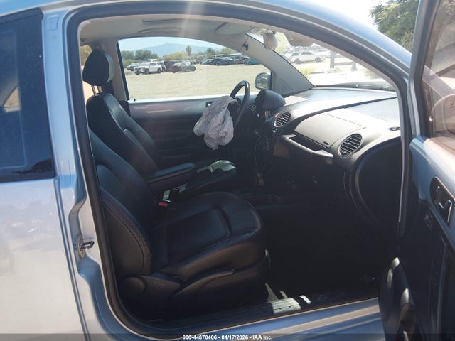 2009 Volkswagen New Beetle 2.5l მანქანა იყიდება აუქციონზე, vin: 3VWRW31C99M514100, აუქციონის ნომერი: 44870406