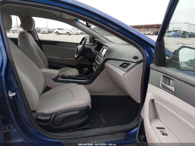 2019 Hyundai Sonata Sel მანქანა იყიდება აუქციონზე, vin: 5NPE34AFXKH748249, აუქციონის ნომერი: 44870409