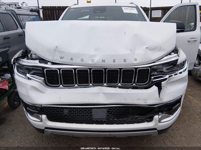 Продажа на аукционе авто 2024 Jeep Wagoneer L Series Ii 4x4, vin: 1C4SJSBP2RS102011, номер лота: 44870410