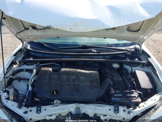 44870420 :رقم المزاد ، 2T1BURHEXGC638189 vin ، 2016 Toyota Corolla Le Plus مزاد بيع