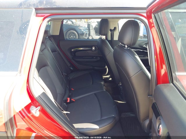 Mini Clubman Cooper 2017 WMWLN5C5XH2E32484 Image 8