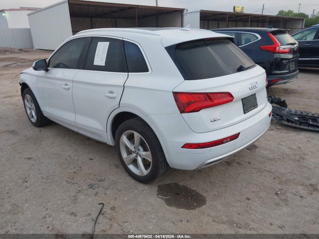 2020 Audi Q5 Premium Plus 45 Tfsi Quattro S Tronic მანქანა იყიდება აუქციონზე, vin: WA1BNAFY2L2079896, აუქციონის ნომერი: 44870432
