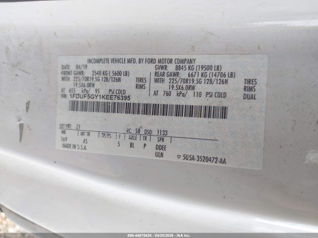 44870438 :رقم المزاد ، 1FDUF5GY1KEE76395 vin ، 2019 Ford F-550 Chassis Xl مزاد بيع