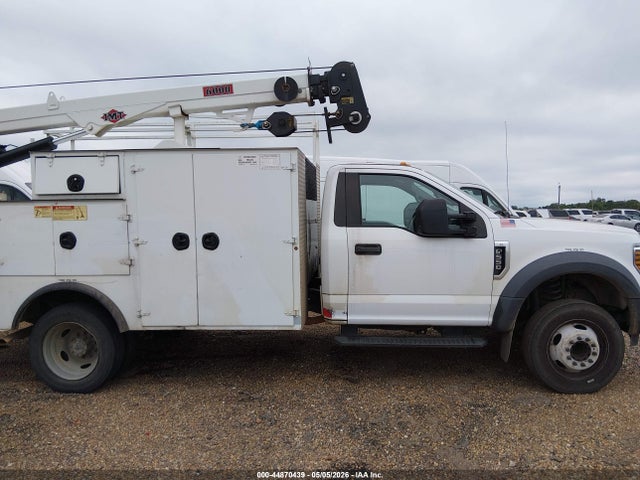 44870439 :رقم المزاد ، 1FDUF5GY5KDA01449 vin ، 2019 Ford F-550 Chassis Xl مزاد بيع
