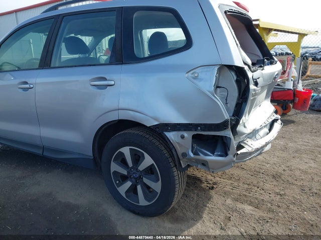 JF2SJABC5JH559356 Subaru Forester 2.5i