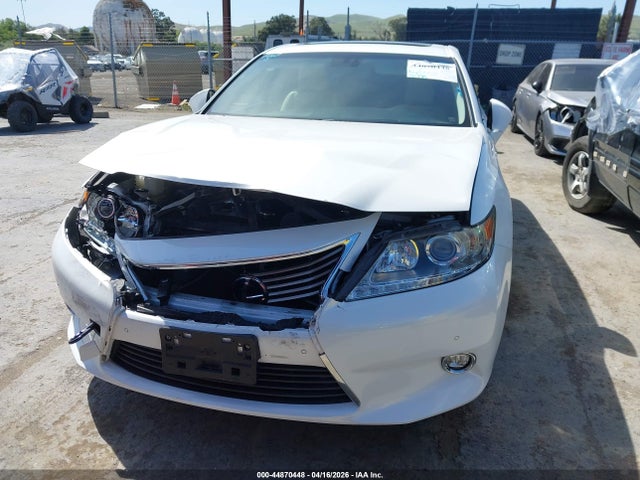 Lexus ES 300H 2014 JTHBW1GG0E2051251 Image 12