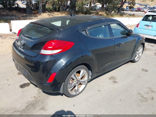 2016 HYUNDAI VELOSTER KMHTC6AD5GU251880 Photo 3