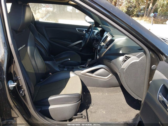 2016 HYUNDAI VELOSTER KMHTC6AD5GU251880 Photo 4
