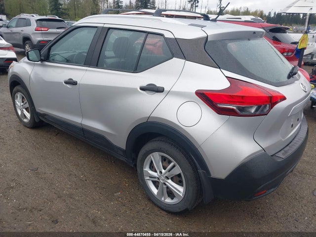 2019 NISSAN KICKS 3N1CP5CU6KL517042 Photo 2