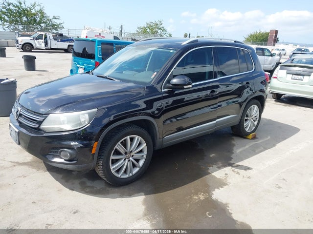 2012 Volkswagen Tiguan Se მანქანა იყიდება აუქციონზე, vin: WVGAV7AX3CW557380, აუქციონის ნომერი: 44870458