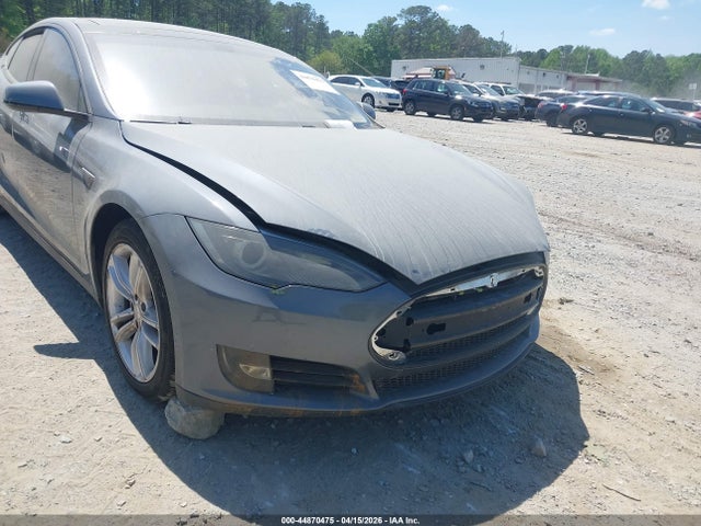 44870475 :رقم المزاد ، 5YJSA1CN4DFP21206 vin ، 2013 Tesla Model S مزاد بيع
