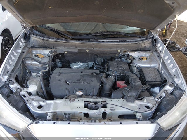 JA4AR3AU6HZ009090 Mitsubishi Outlander Sport 2.0 Le