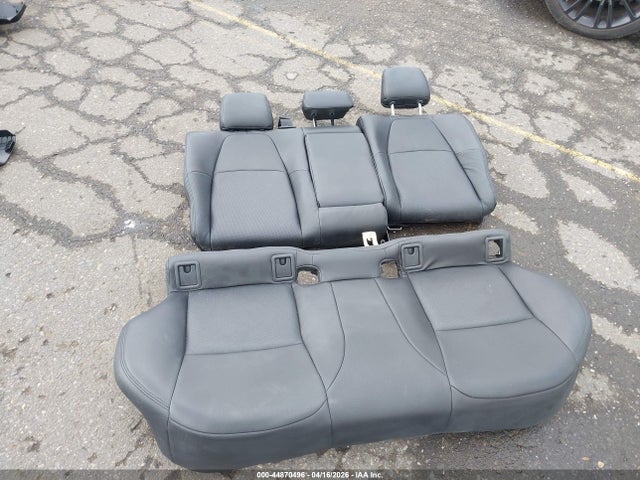 JTND4MBE4N3180400 Toyota Corolla Se Nightshade Edition