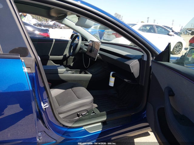 2026 TESLA MODEL 3 5YJ3E1EAXTF131271 Photo 4