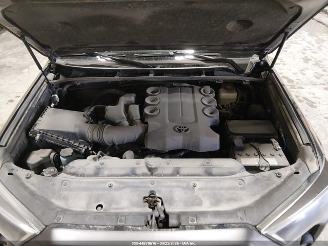 Toyota 4RUNNER SR5 2023 JTEMU5JR2P6162859 Image 10