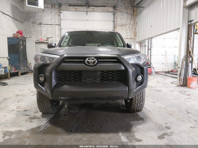 Toyota 4RUNNER SR5 2023 JTEMU5JR2P6162859 Image 12