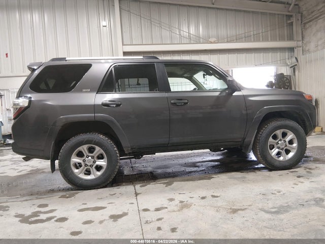 Toyota 4RUNNER SR5 2023 JTEMU5JR2P6162859 Image 13