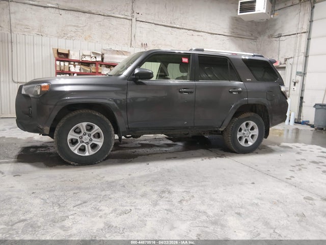 Toyota 4RUNNER SR5 2023 JTEMU5JR2P6162859 Image 14