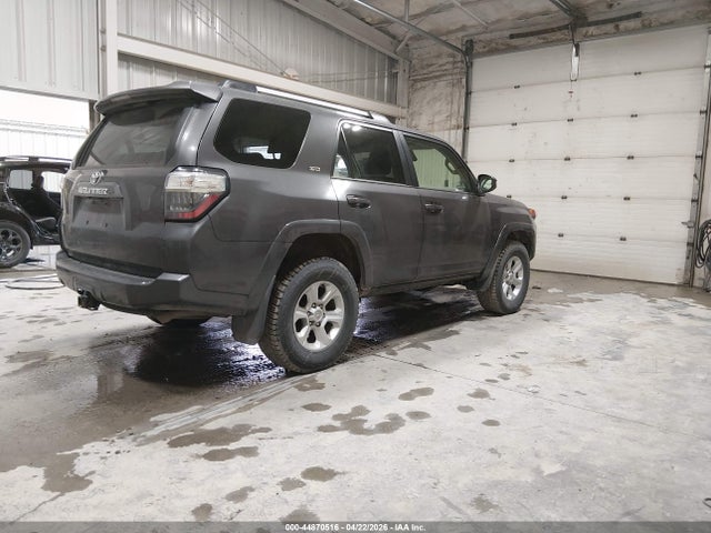 Toyota 4RUNNER SR5 2023 JTEMU5JR2P6162859 Image 4