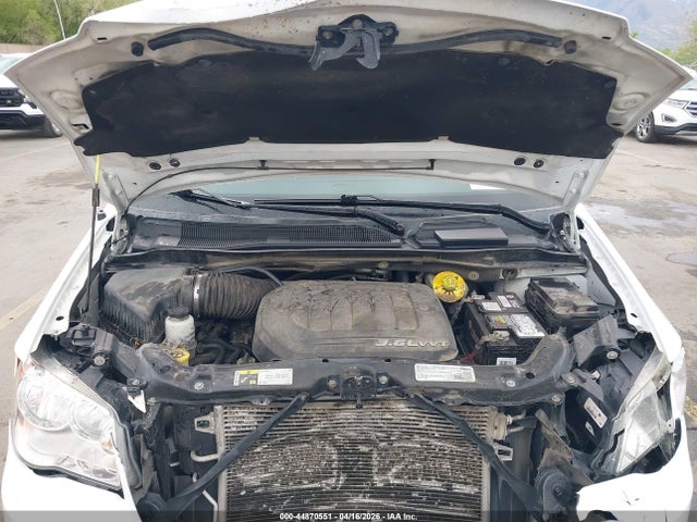 2C4RDGBG9HR864240 Dodge Grand Caravan Se