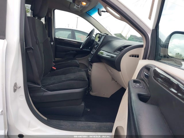 2C4RDGBG9HR864240 Dodge Grand Caravan Se