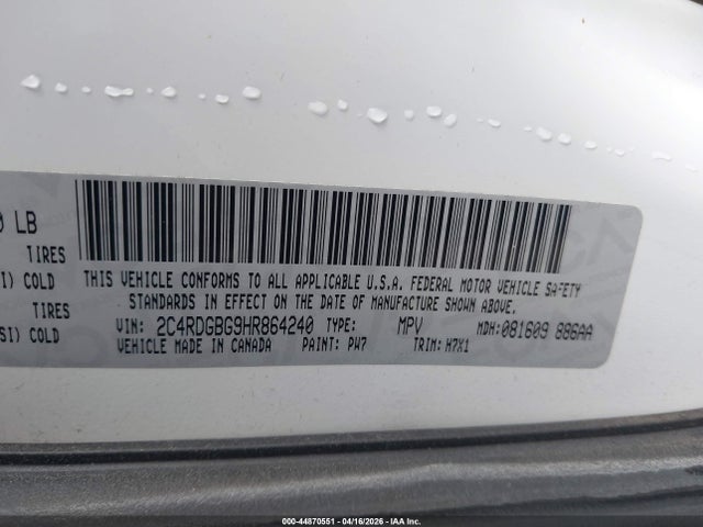 2C4RDGBG9HR864240 Dodge Grand Caravan Se