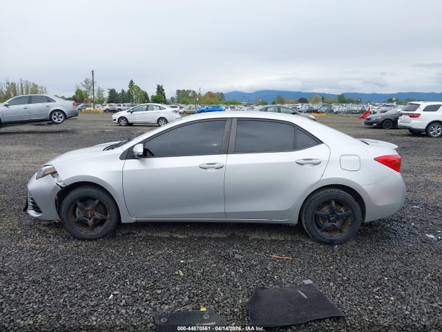 2018 Toyota Corolla Se მანქანა იყიდება აუქციონზე, vin: 2T1BURHE8JC020814, აუქციონის ნომერი: 44870561