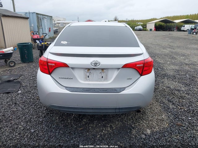 2018 Toyota Corolla Se მანქანა იყიდება აუქციონზე, vin: 2T1BURHE8JC020814, აუქციონის ნომერი: 44870561