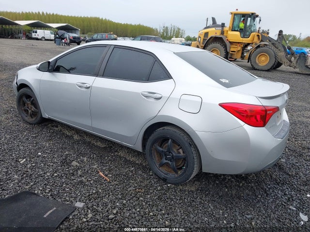 2018 Toyota Corolla Se მანქანა იყიდება აუქციონზე, vin: 2T1BURHE8JC020814, აუქციონის ნომერი: 44870561