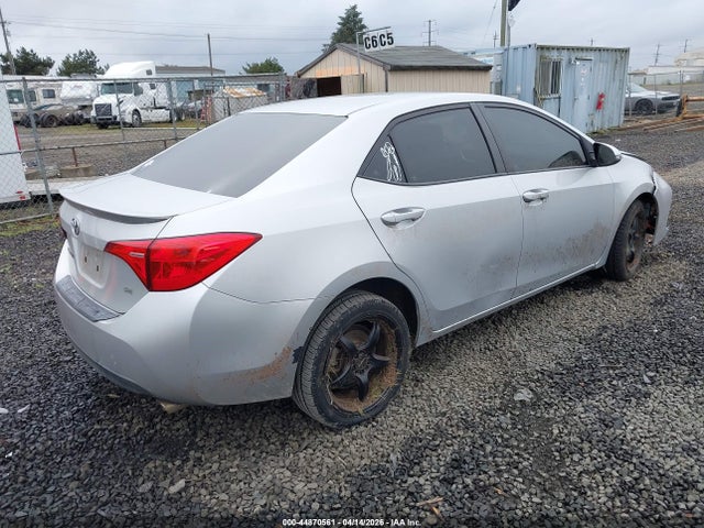 2018 Toyota Corolla Se მანქანა იყიდება აუქციონზე, vin: 2T1BURHE8JC020814, აუქციონის ნომერი: 44870561