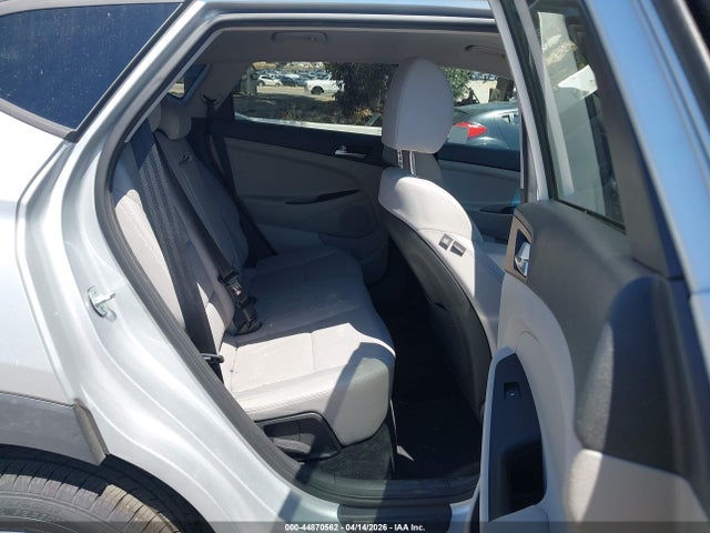 2019 HYUNDAI TUCSON KM8J23A46KU028085 Photo 7