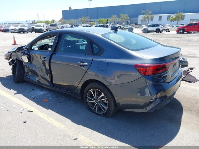 44870586 :رقم المزاد ، 3KPF24AD8RE732510 vin ، 2024 Kia Forte Lxs مزاد بيع
