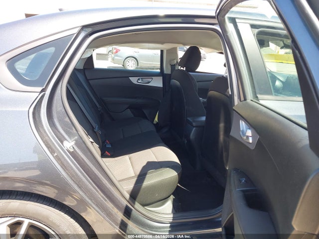 44870586 :رقم المزاد ، 3KPF24AD8RE732510 vin ، 2024 Kia Forte Lxs مزاد بيع