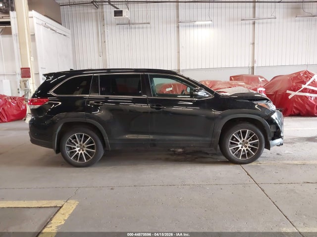 Aukcja sprzedaży 2017 Toyota Highlander Se, vin: 5TDJZRFH8HS483645, numer aukcji: 44870596