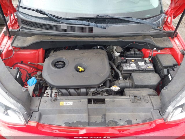 KNDJP3A58H7492338 KIA SOUL +