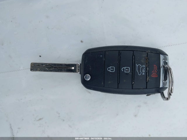 KNDJP3A58H7492338 KIA SOUL +