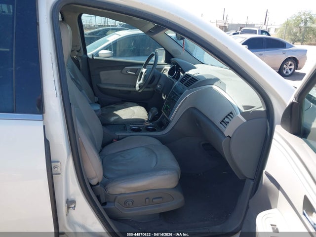 Продаж на аукціоні авто 2011 Chevrolet Traverse 2lt, vin: 1GNKRJED2BJ226853, номер лоту: 44870622