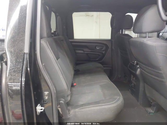 Nissan TITAN SV 2018 1N6AA1E53JN523493 Image 8